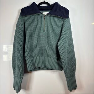 Athleta Alder Teal Sweater with Navy Collar Size Large